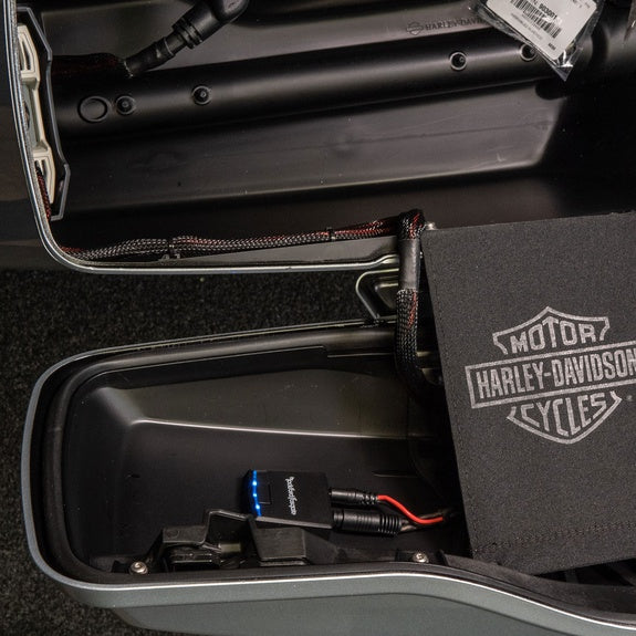 2-Speaker & Amp Kit for 1998-2013 Road King® (Gen-1)